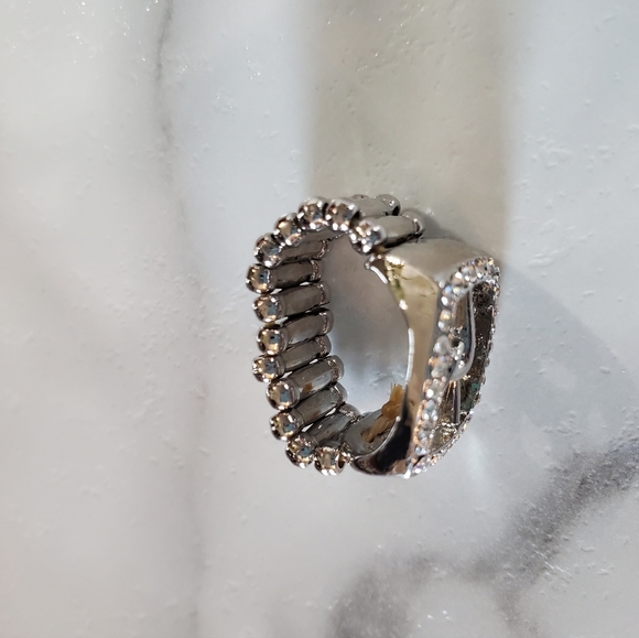 Silver Tone & Rhinestone Jewels Stretch Band Ring 💥3 for $24💥 - Picture 5 of 13
